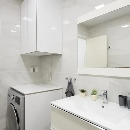 Book Jet - Front Geranio Terrace Apartament *